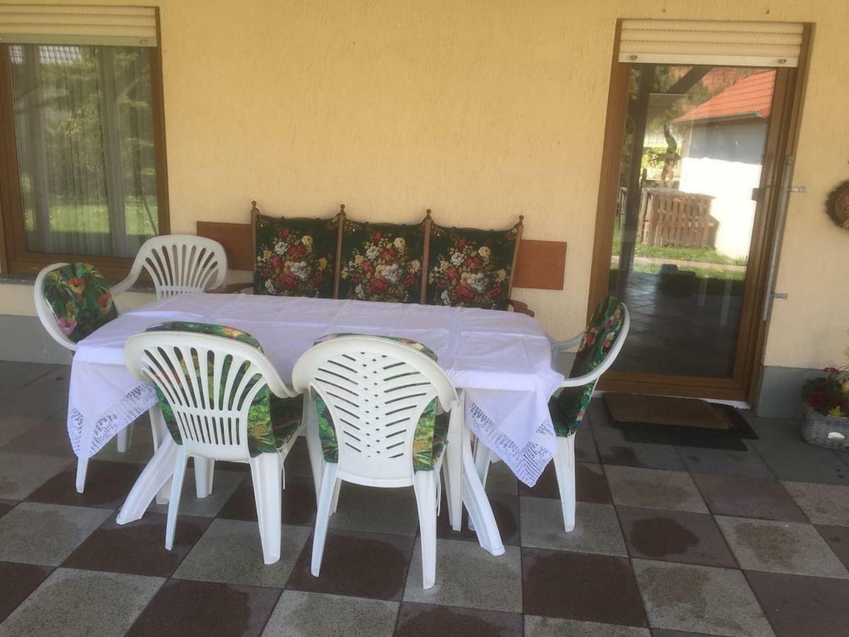 Ferienwohnung Herbsleben Luaran gambar