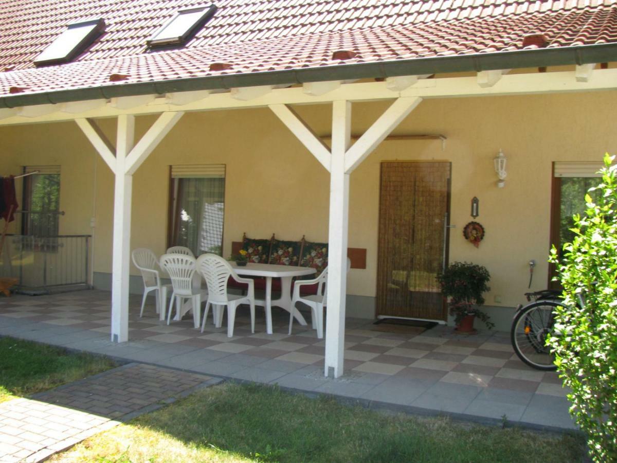 Ferienwohnung Herbsleben Luaran gambar