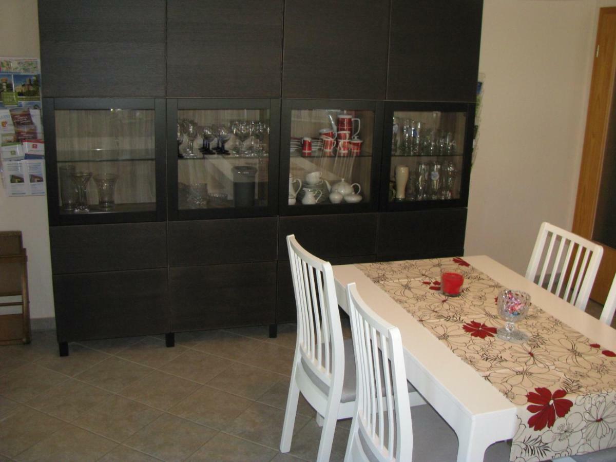 Ferienwohnung Herbsleben Luaran gambar
